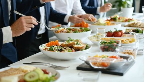 Çalışanlar İçin Hızlı Menü Planlama: Ofis Öğle Yemekleri İçin Pratik Çözümler